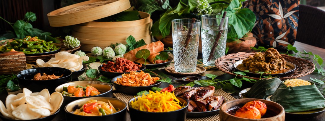 Rijsttafel met Indonesische gerechten van Gembira Maastricht